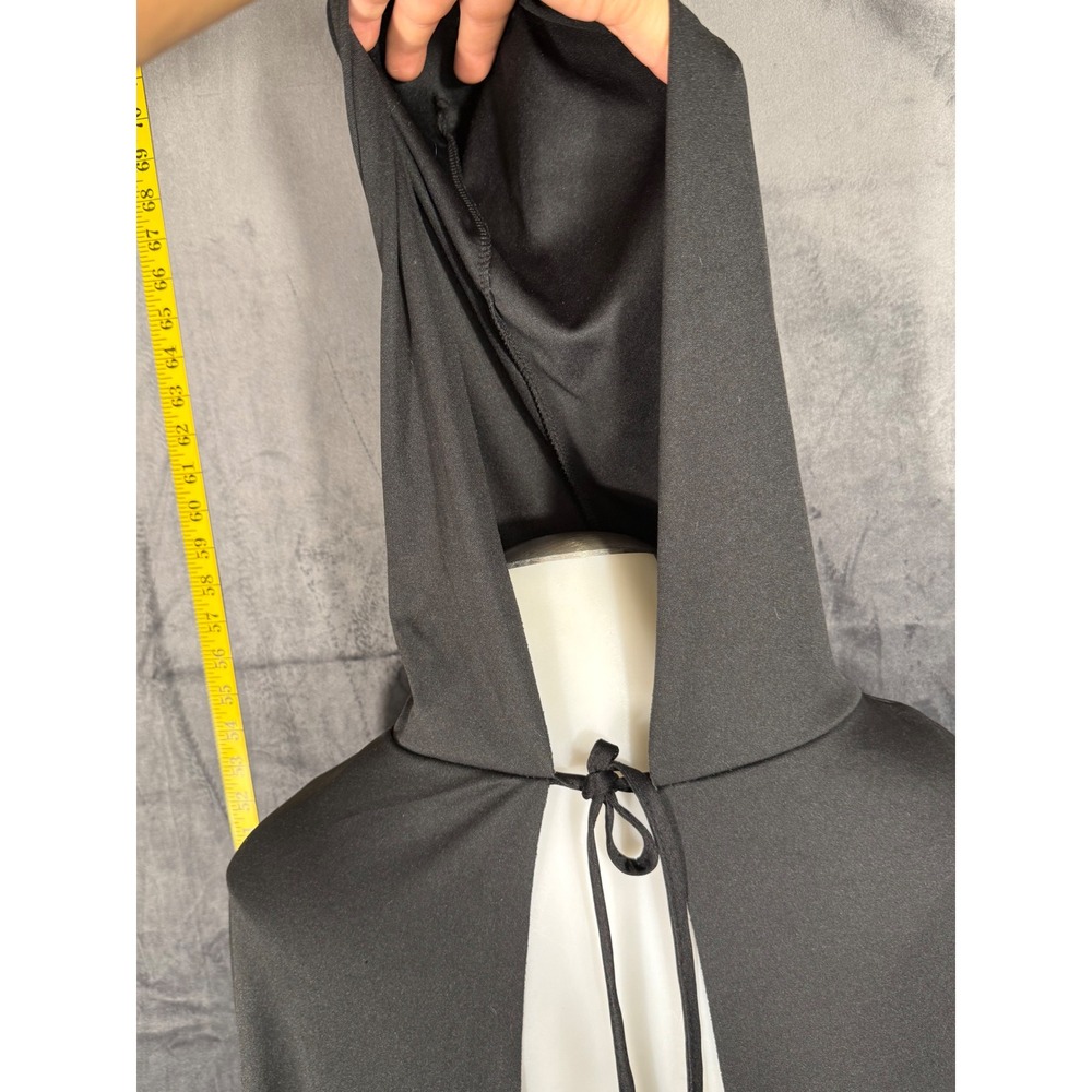 Hooded Cape Unisex One Size Black Halloween Costume Accessory